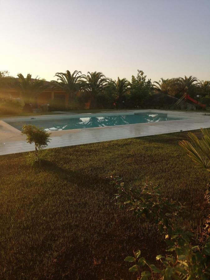 Agriturismo Isidoro Fertilia Exterior foto