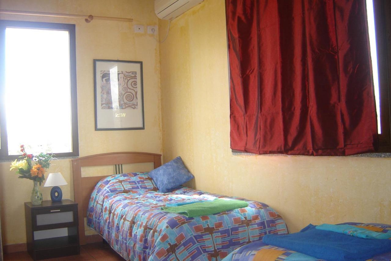 Agriturismo Isidoro Fertilia Habitación foto
